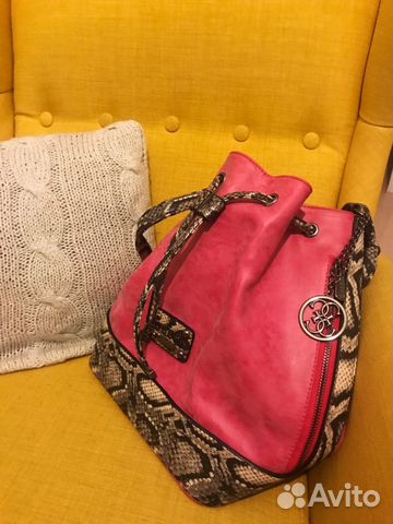 Сумка guess новая фуксия рюкзак оригинал рептилия Сумка guess новая фуксия рюкзак оригинал рептилия