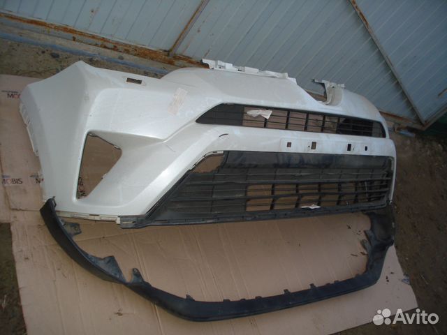 Бампер передний Toyota RAV4 16-18г Бампер передний Toyota RAV4 16-18г