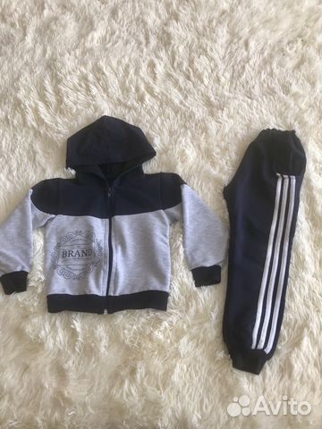 Спортивный костюм Спортивный костюм