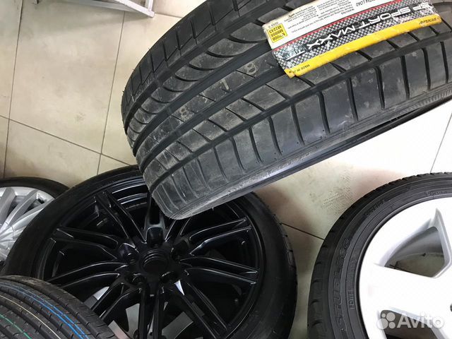 Dunlop Sport maxx TT 275/30/19 New