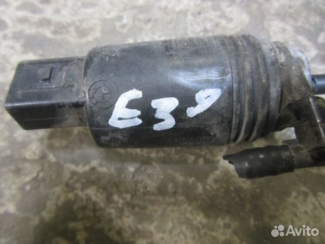 Насос моторчик омывателя лобового стекла BMW 5 E39 Насос моторчик омывателя лобового стекла BMW 5 E39