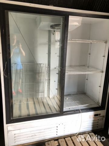Холодильники для розничной торговли
