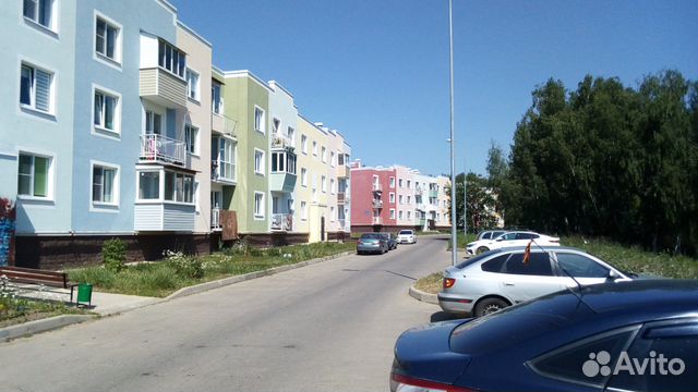 2-к квартира, 43 м², 1/3 эт.