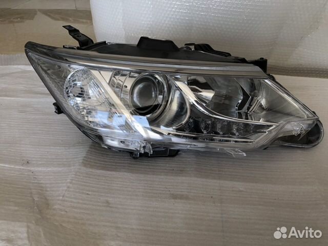 Фара правая (ксенон) на Toyota Camry V55 (оригинал Фара правая (ксенон) на Toyota Camry V55 (оригинал
