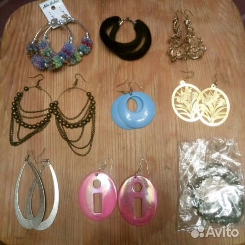 Бижутерия (серьги, подвески, бусы) Бижутерия (серьги, подвески, бусы)