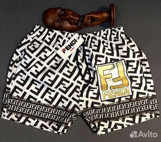 Шорты плавки Fendi Фенди новая.Белая Шорты плавки Fendi Фенди новая.Белая