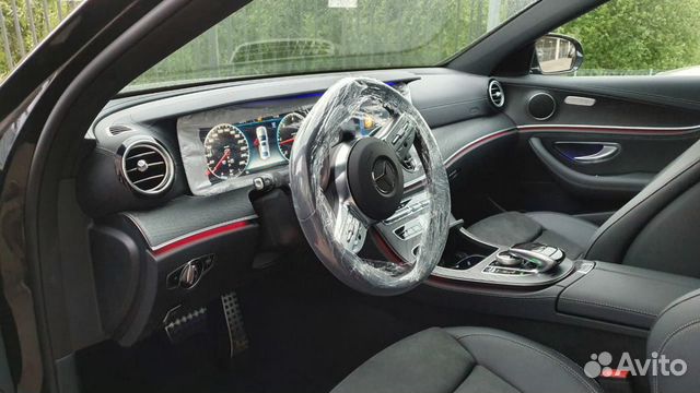 Аренда Мерседес Е 220d AMG и бмв 520d xdrive такси Аренда Мерседес Е 220d AMG и бмв 520d xdrive такси