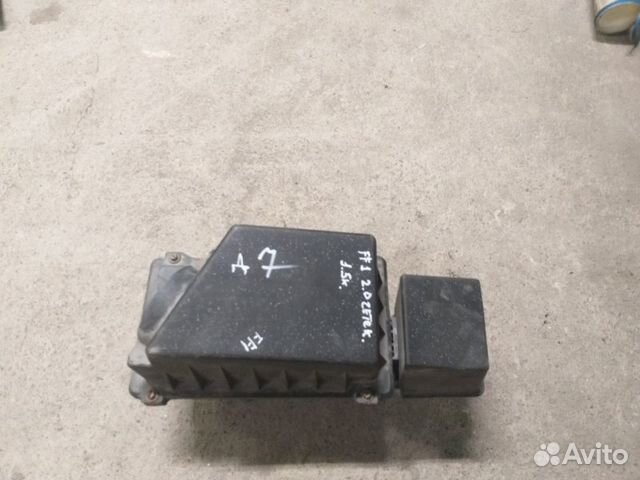 Корпус воздушного фильтра Ford Focus 1 zetec 2000