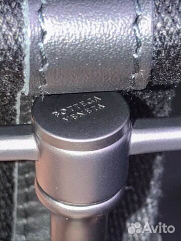 Bottega Veneta Small Messenger Bag. Новая