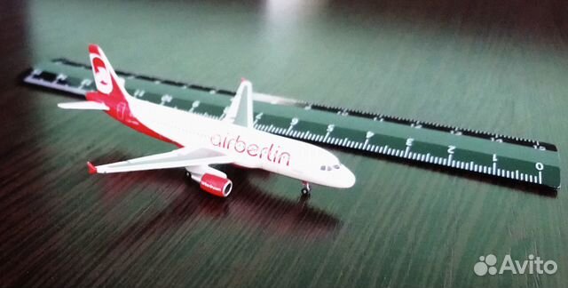 Модель самолёта А-320 авиакомпании AIR berlin Модель самолёта А-320 авиакомпании AIR berlin
