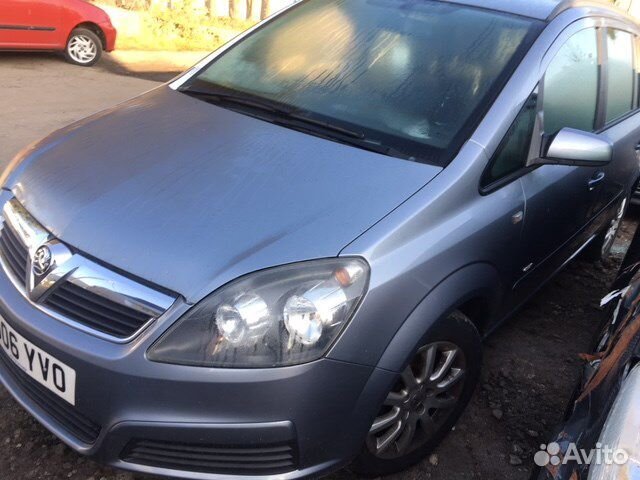 Автомобиль в разборе: Opel Zafira B 2005-2012 Автомобиль в разборе: Opel Zafira B 2005-2012