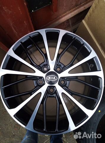 Новые диски с логотипом Киа R17 5*114.3 Новые диски с логотипом Киа R17 5*114.3