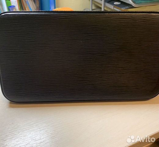 Сумка Louis Vuitton Alma PM в коже epi