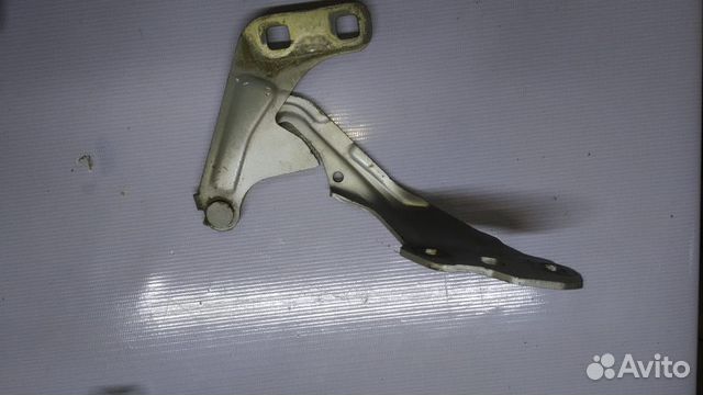 Петля капота передняя правая Ford Mondeo 4 Петля капота передняя правая Ford Mondeo 4