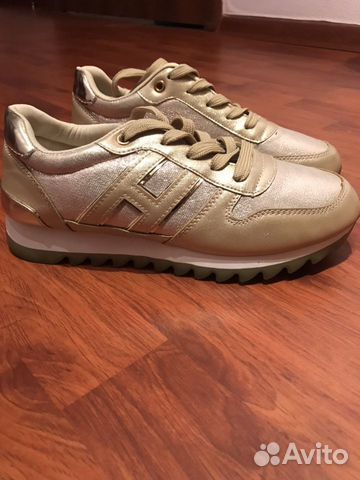 Кроссовки Кроссовки