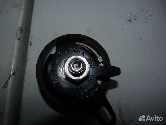 Натяжной ролик ремня Audi A6 C5 059108243L BAU