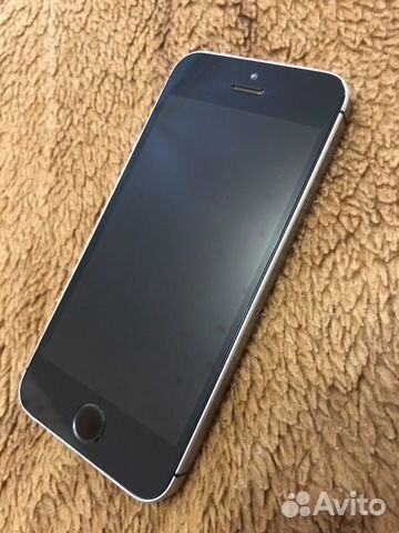 Телефон iPhone SE 32Gb Телефон iPhone SE 32Gb