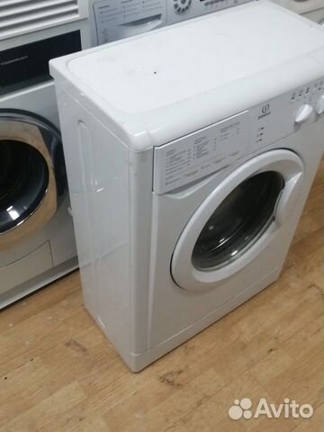 Продаётся Стиральная машина бу Indesit узкий 32см Продаётся Стиральная машина бу Indesit узкий 32см
