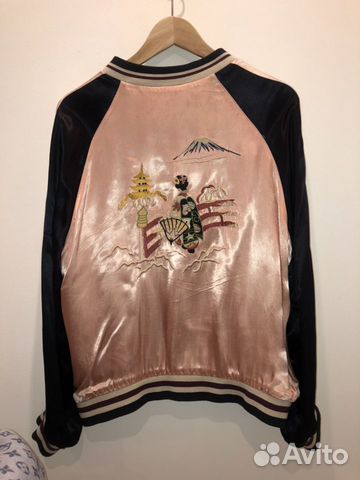 Шелковый двусторонний бомбер zara