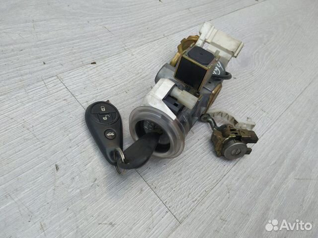 Замок зажигания 83191XA00A Subaru Tribeca B9 Замок зажигания 83191XA00A Subaru Tribeca B9