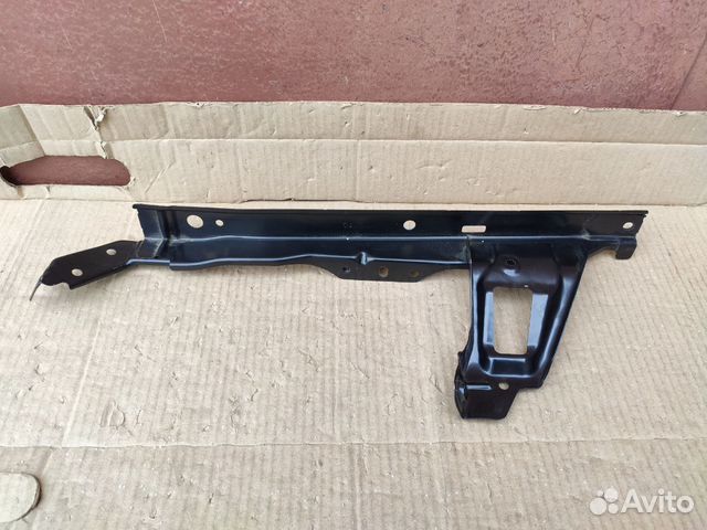 Кронштейн Toyota Land Cruiser 200 кузовной новый Кронштейн Toyota Land Cruiser 200 кузовной новый