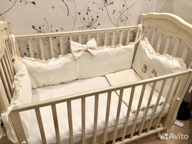 Кроватка в полном комплекте