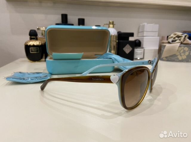 Солнцезащитные очки Tiffany & Co Солнцезащитные очки Tiffany & Co