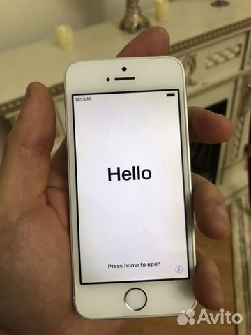 Телефон iPhone 5s Телефон iPhone 5s