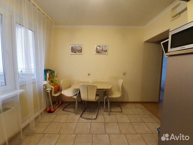 2-к квартира, 57 м², 10/16 эт.