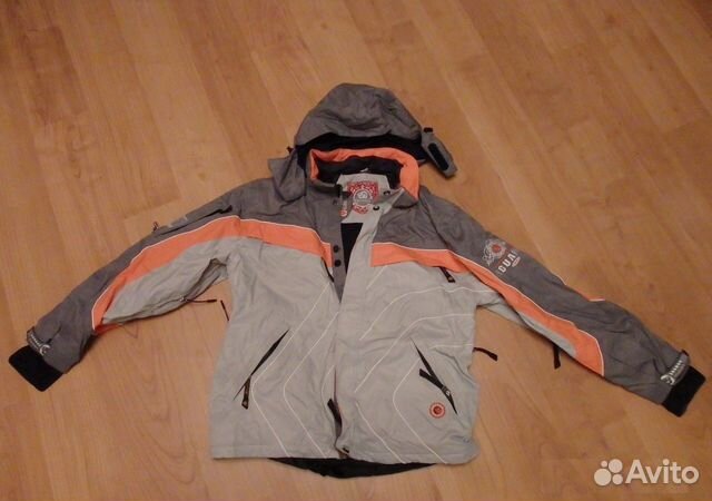 Спортивную куртку Iguana