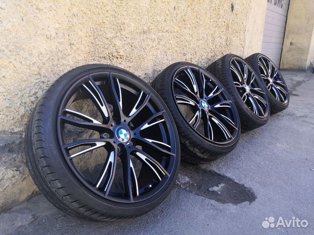 Оригинальные кованые колеса R20 на BMW 3,4 Оригинальные кованые колеса R20 на BMW 3,4