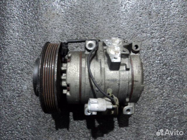 Компрессор кондиционера Toyota Avensis ZZT240 Компрессор кондиционера Toyota Avensis ZZT240