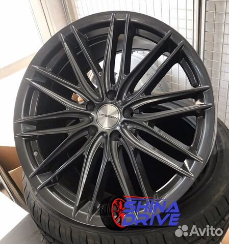 Диски Vossen VFS4 R19 5x114.3 Диски Vossen VFS4 R19 5x114.3