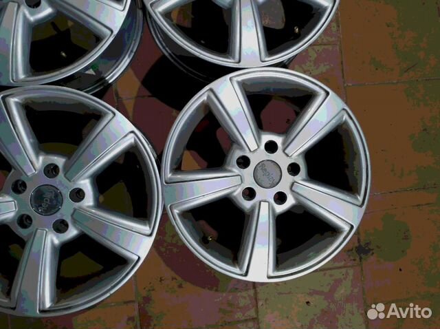 Диски бу литые R16 LU на Nissan