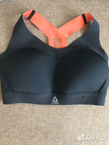 Три спортивных топа (XS) Nike и Reebok