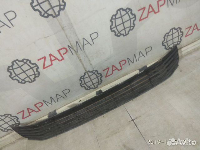 Решетка радиатора нижняя Toyota Camry 8 XV50 2011