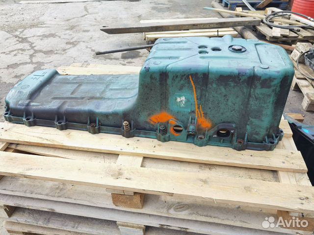 Поддон масляный Volvo D13 Поддон масляный Volvo D13