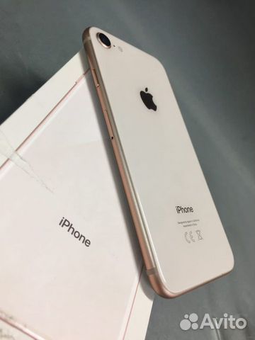 Смартфон Apple iPhone 8 64GB