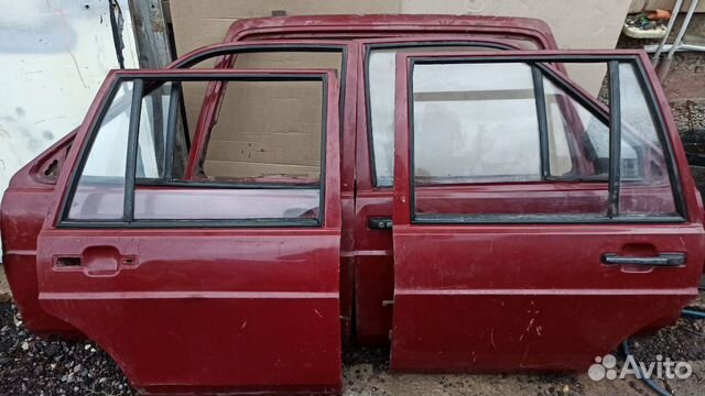 Двери Volkswagen Passat B2 универсал