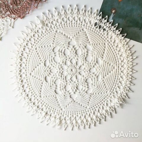 Вязаная салфетка, ручная работа