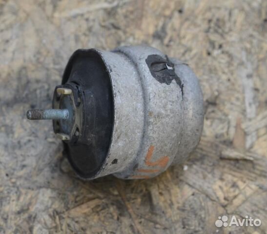 Опора двигателя Audi A4 (B7) 2005-2008