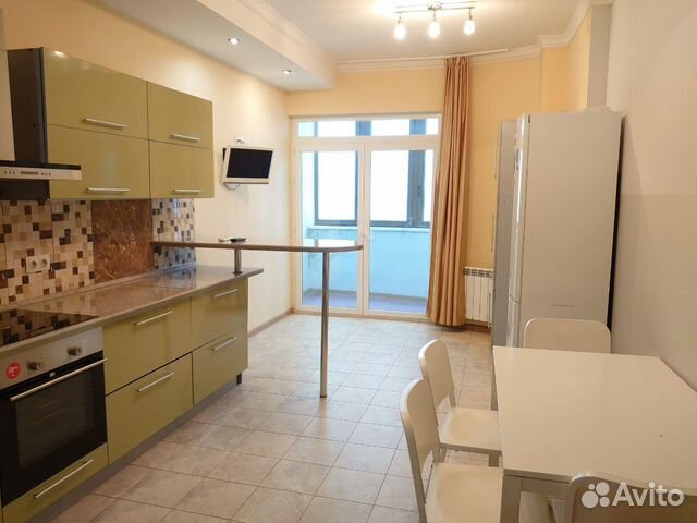 2-к квартира, 85 м², 21/22 эт.