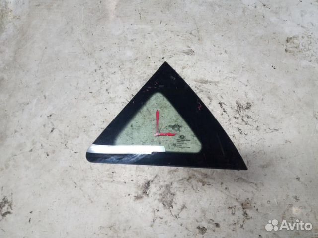 Стекло кузовное глухое заднее левое Kia Ceed 1 (E