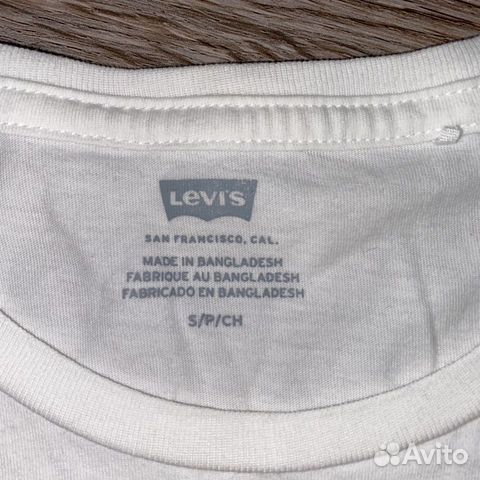 Футболка Levi’s