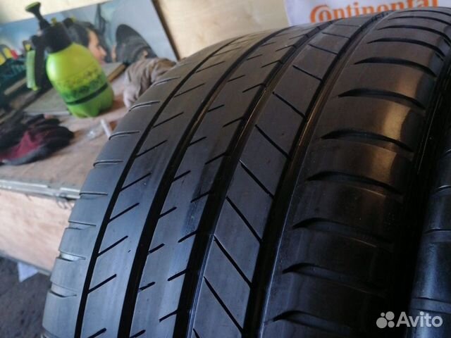Лето Michelin Latitude Sport 3 295/35R21 107Y l Лето Michelin Latitude Sport 3 295/35R21 107Y l