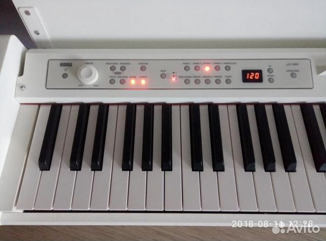 Korg LP-380 WH новое цифровое пианино