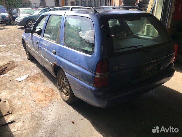 Разбор на запчасти Ford Escort 1995-2001