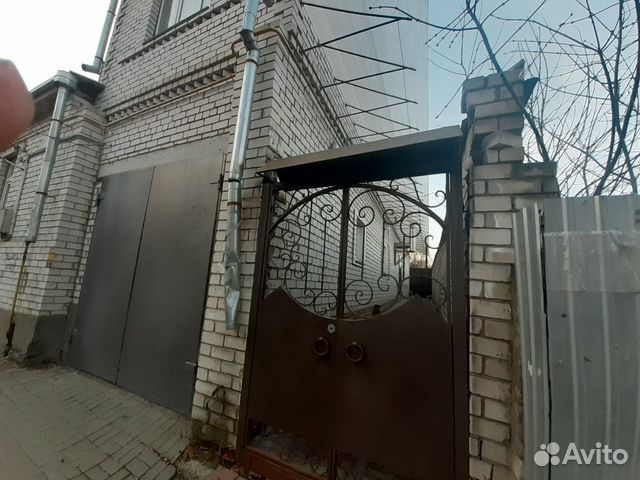 Дом 190 м² на участке 7 сот.