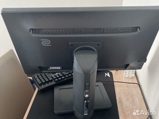Монитор Benq