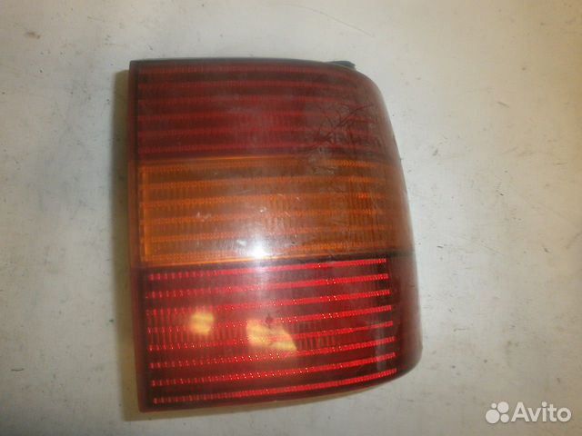 Фонарь задний правый (Volkswagen Passat) Фонарь задний правый (Volkswagen Passat)